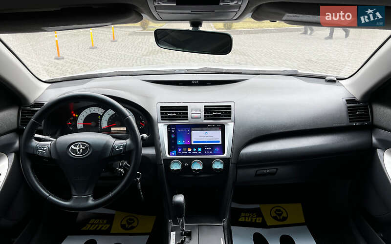 Седан Toyota Camry 2006 в Львові