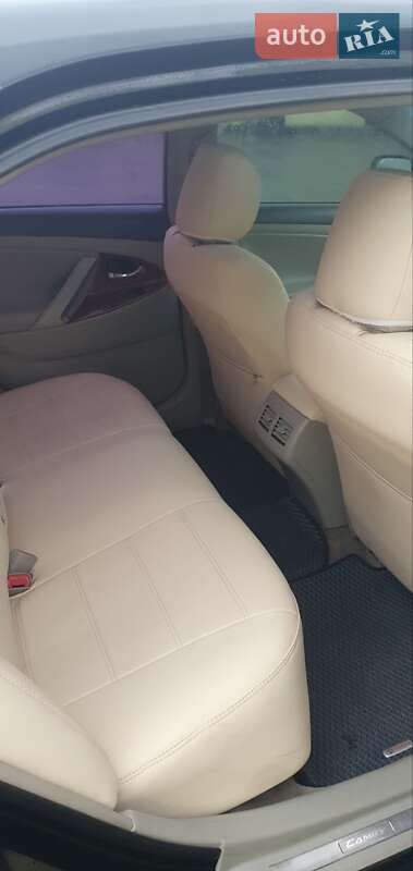 Седан Toyota Camry 2008 в Харькове