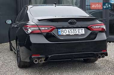 Седан Toyota Camry 2022 в Тернополі
