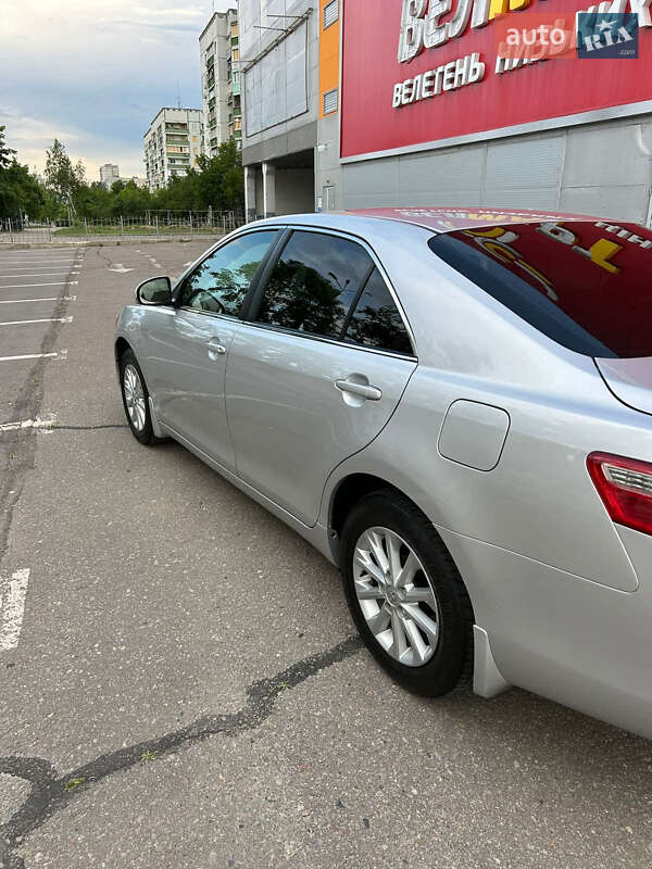 Седан Toyota Camry 2011 в Харькове