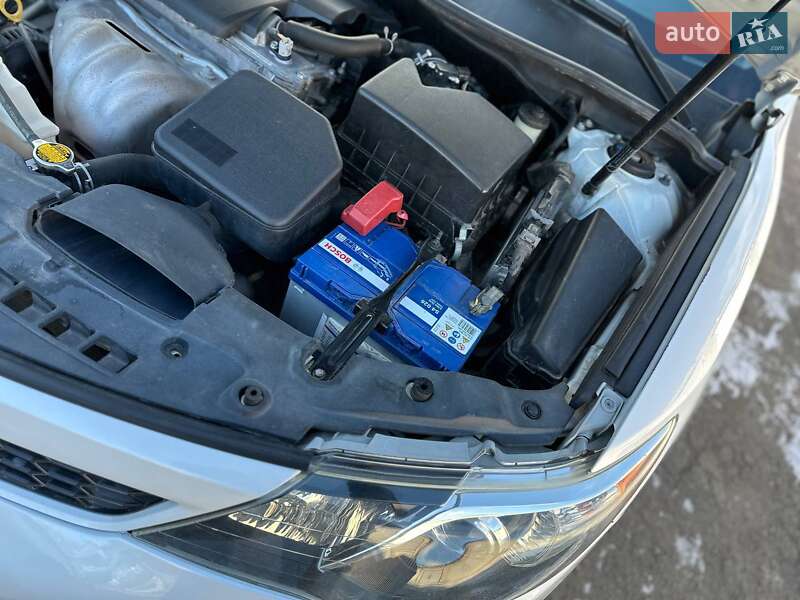 Седан Toyota Camry 2014 в Кам'янському
