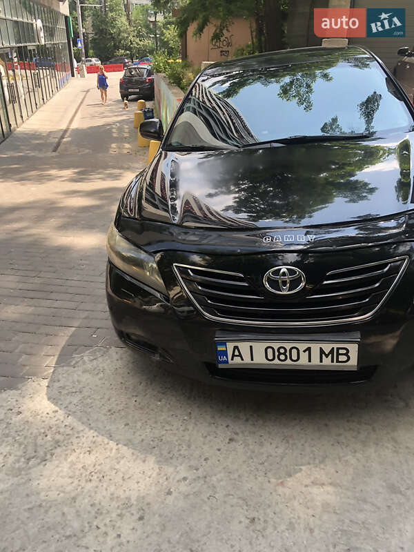 Седан Toyota Camry 2008 в Киеве