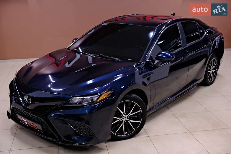 Седан Toyota Camry 2021 в Одесі