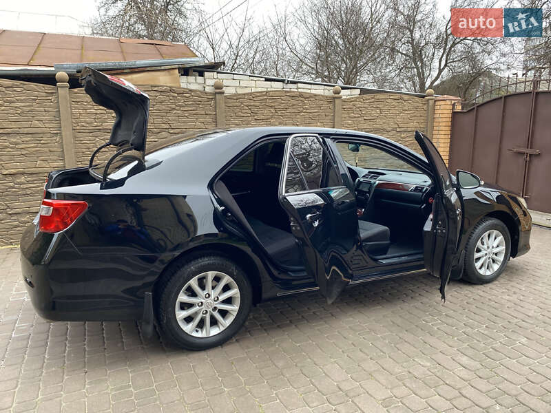 Седан Toyota Camry 2012 в Чернигове фото 15 Седан Toyota Camry 2012 в Чернигове