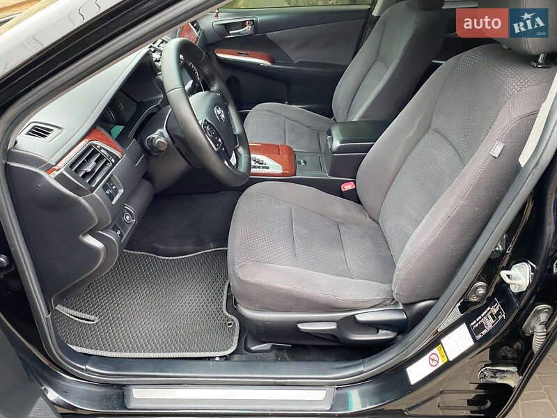 Седан Toyota Camry 2012 в Чернигове фото 46 Седан Toyota Camry 2012 в Чернигове