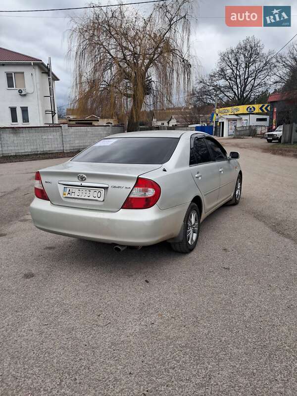 Седан Toyota Camry 2003 в Новомосковську