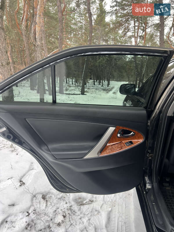 Седан Toyota Camry 2008 в Магдалинівці