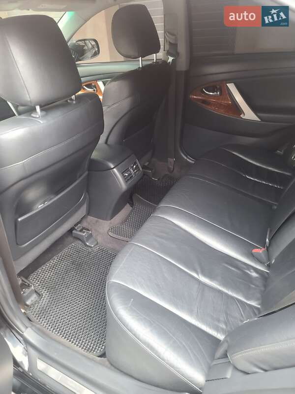 Седан Toyota Camry 2008 в Дніпрі