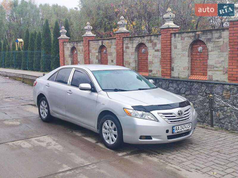 Седан Toyota Camry 2007 в Красилові