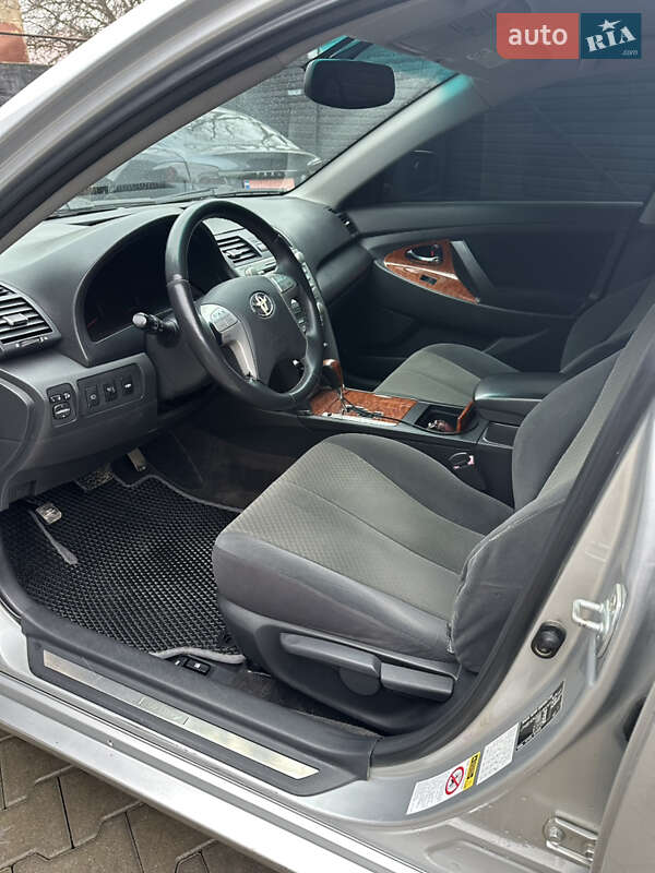 Седан Toyota Camry 2008 в Чернівцях фото 22 Седан Toyota Camry 2008 в Чернівцях
