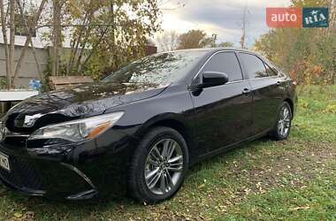 Седан Toyota Camry 2017 в Києві