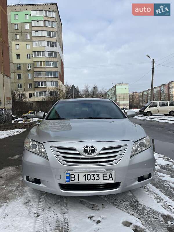 Седан Toyota Camry 2008 в Полтаві