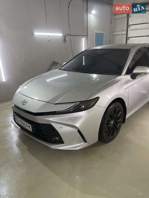 Седан Toyota Camry 2024 в Києві фото 20 Седан Toyota Camry 2024 в Києві