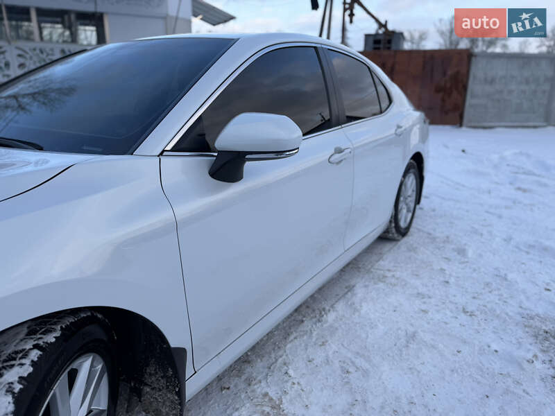 Седан Toyota Camry 2018 в Полтаві