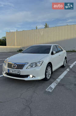 Седан Toyota Camry 2012 в Полтаві