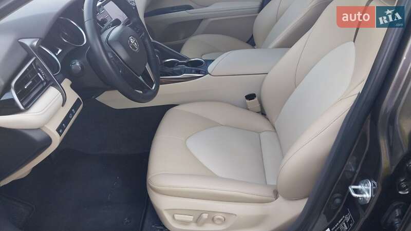 Седан Toyota Camry 2019 в Подільську
