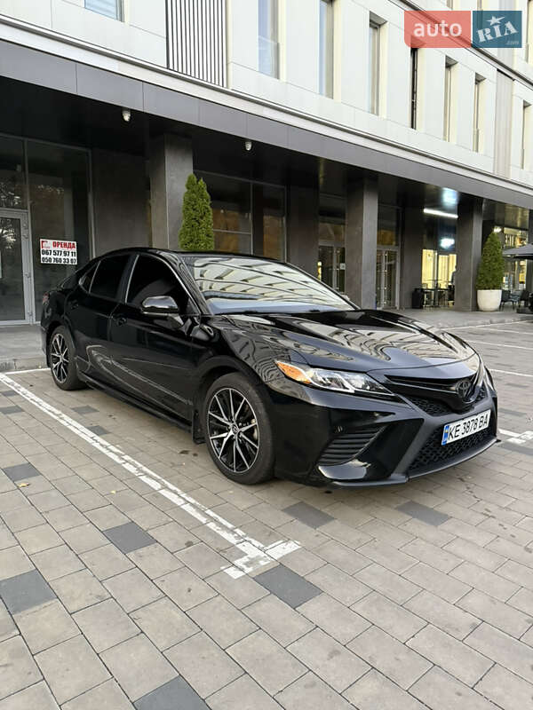 Toyota Camry 2020