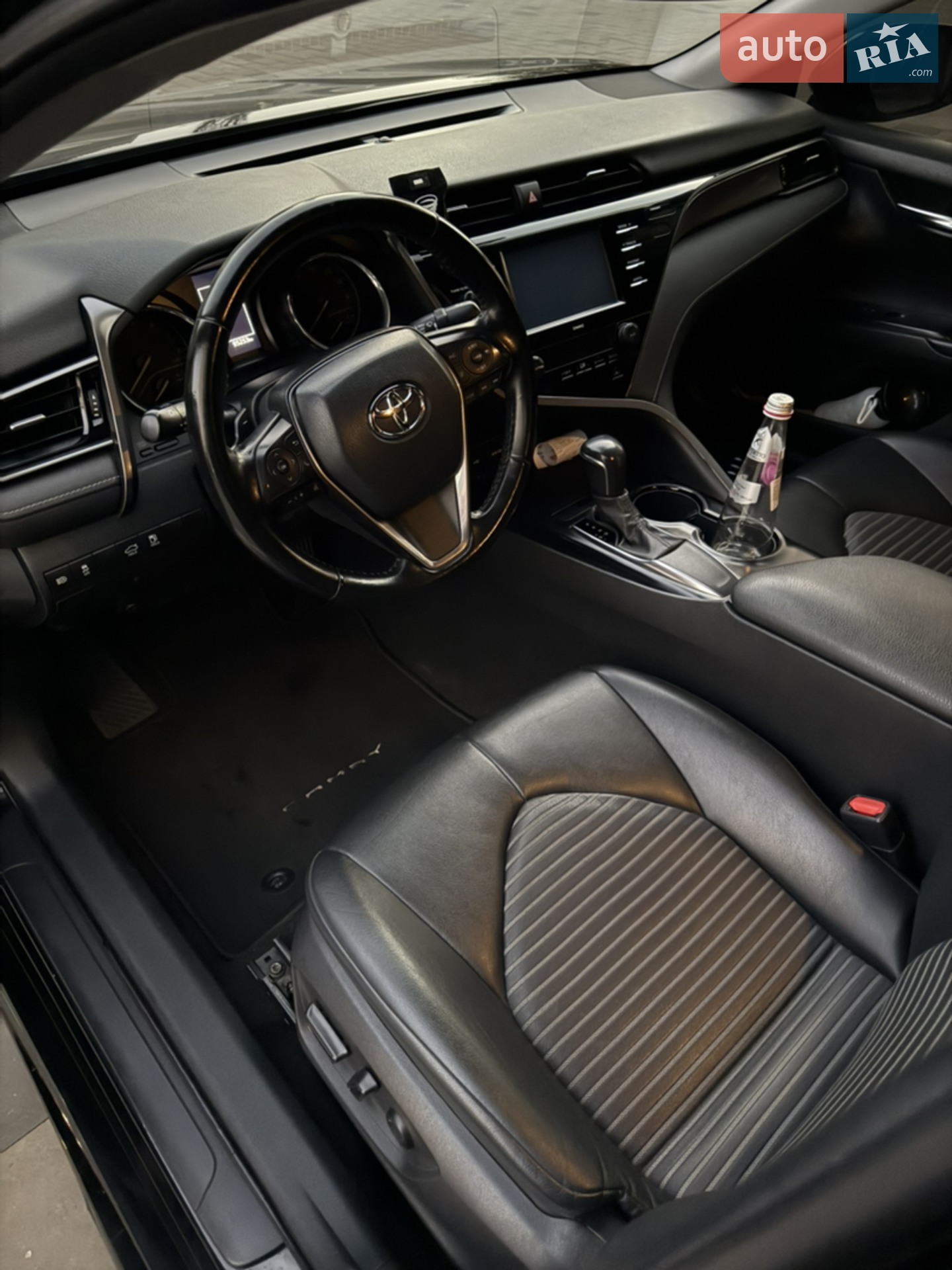 2020 Toyota Camry - мініатюра 6