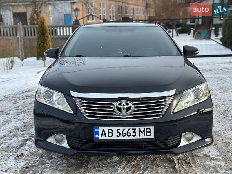 Седан Toyota Camry 2012 в Вінниці