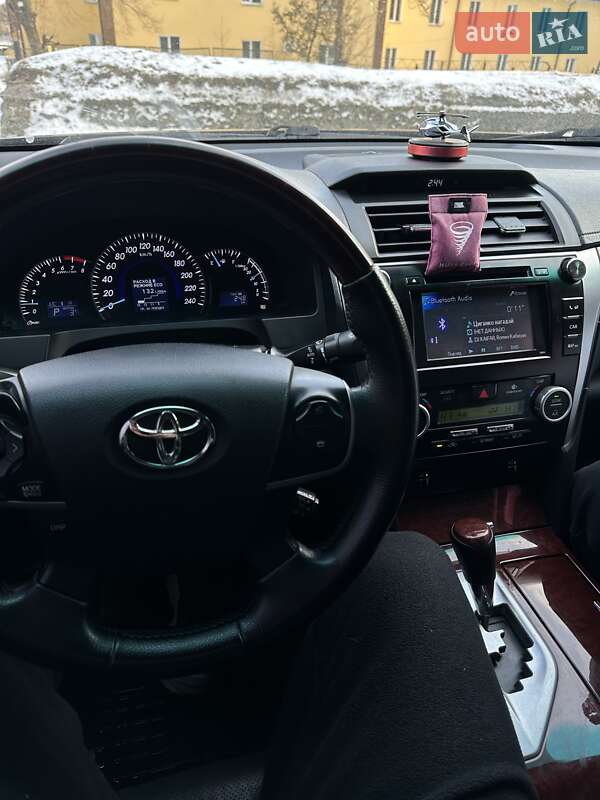 Седан Toyota Camry 2012 в Вінниці