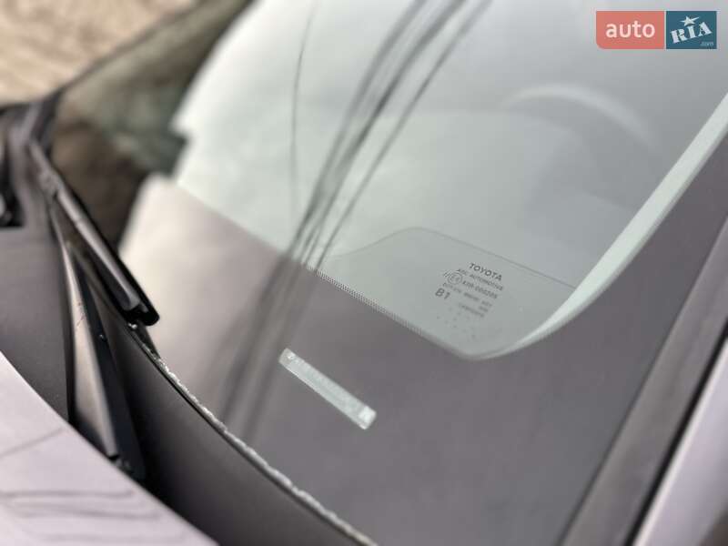 Седан Toyota Camry 2017 в Одессе