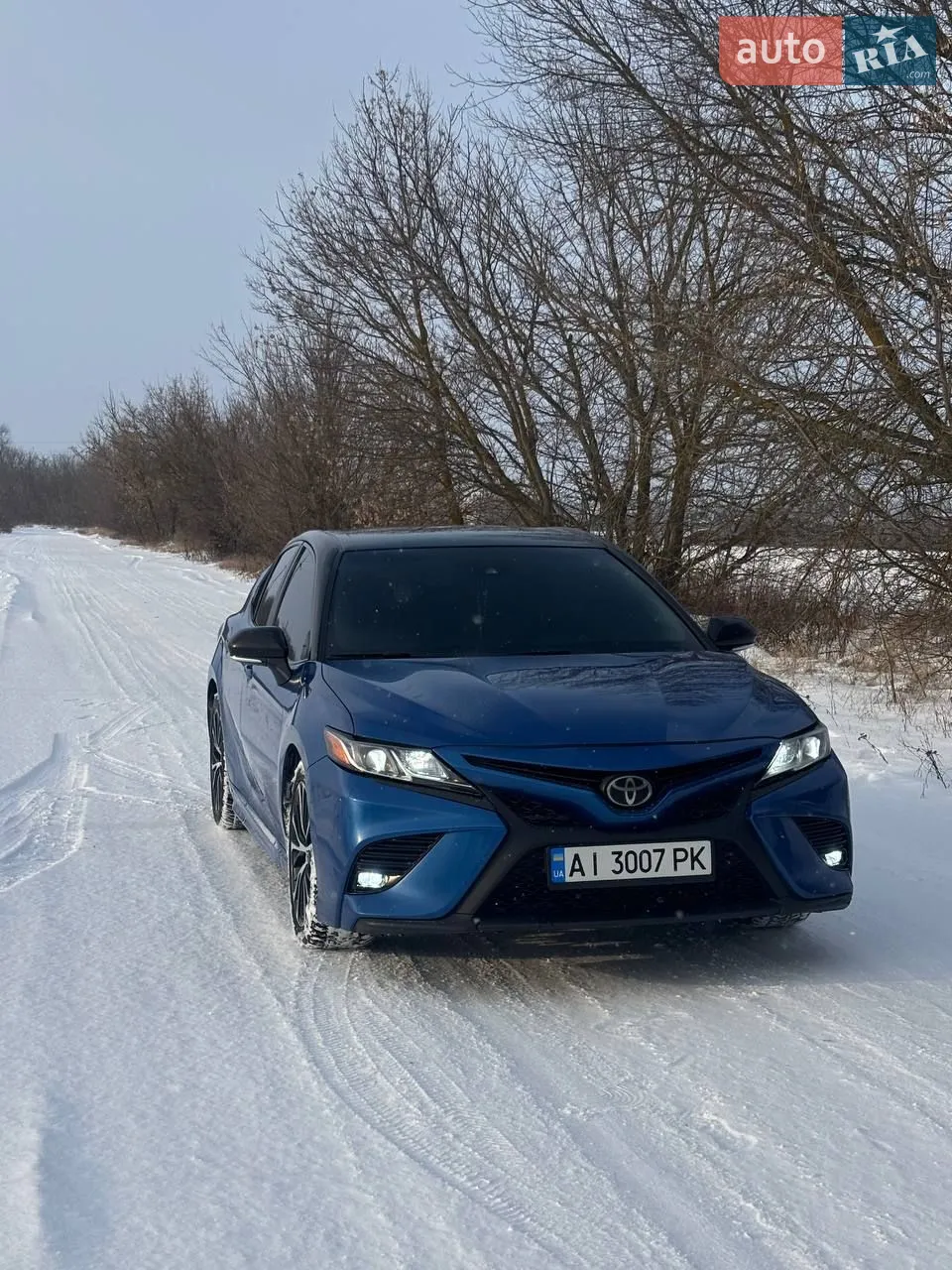 Автомобіль в дуже гарному  стані як технічному так і візуальному.  замінені масла фільтра колодки по колу.фари дзеркала двері все в плівці.також зроблений антихром. вигляд має просто супер. салон  як новий не прокурений не затертий, більшість часу їздила дружина. стоїть гарна зимова гума. 
площадкам не турбувати!!!
телефонейте все подробно  розповім.