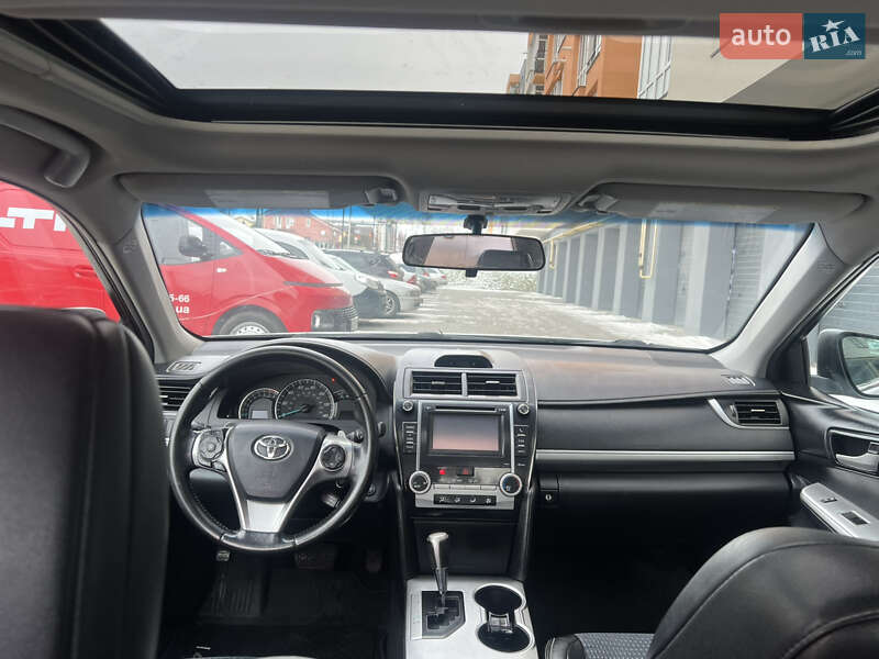 Седан Toyota Camry 2013 в Вінниці