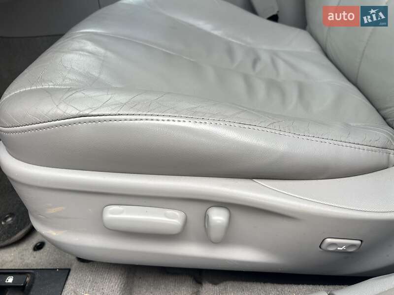 Седан Toyota Camry 2008 в Києві