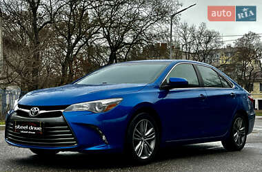 Седан Toyota Camry 2017 в Николаеве