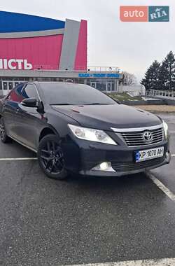 Седан Toyota Camry 2013 в Запорожье