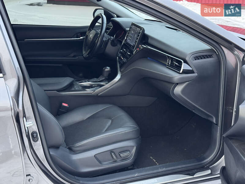 Седан Toyota Camry 2022 в Києві фото 45 Седан Toyota Camry 2022 в Києві