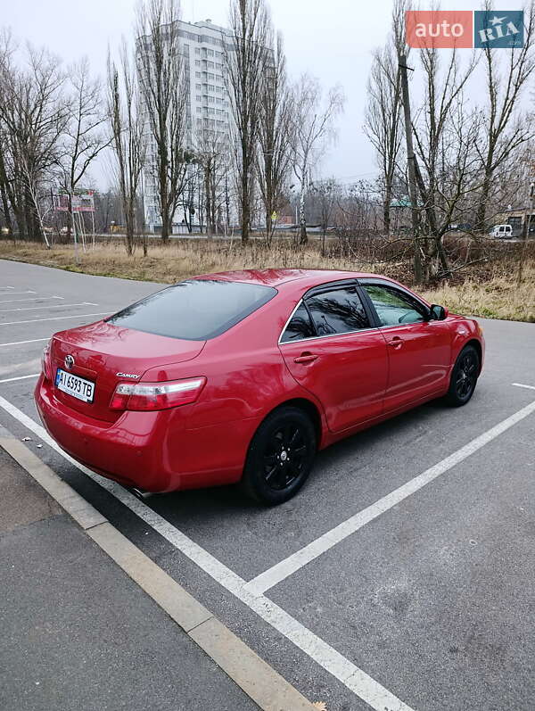 Седан Toyota Camry 2008 в Вышгороде
