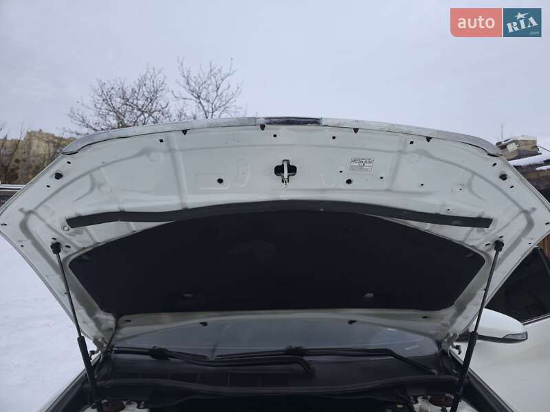 Седан Toyota Camry 2012 в Кропивницькому фото 40 Седан Toyota Camry 2012 в Кропивницькому