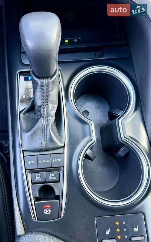 Седан Toyota Camry 2019 в Києві фото 12 Седан Toyota Camry 2019 в Києві