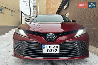 Седан Toyota Camry 2018 в Балті