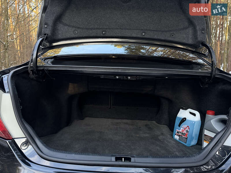 Седан Toyota Camry 2014 в Житомирі