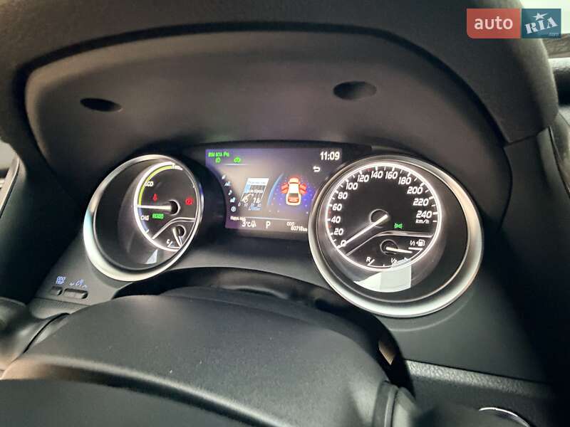 Седан Toyota Camry 2020 в Одессе