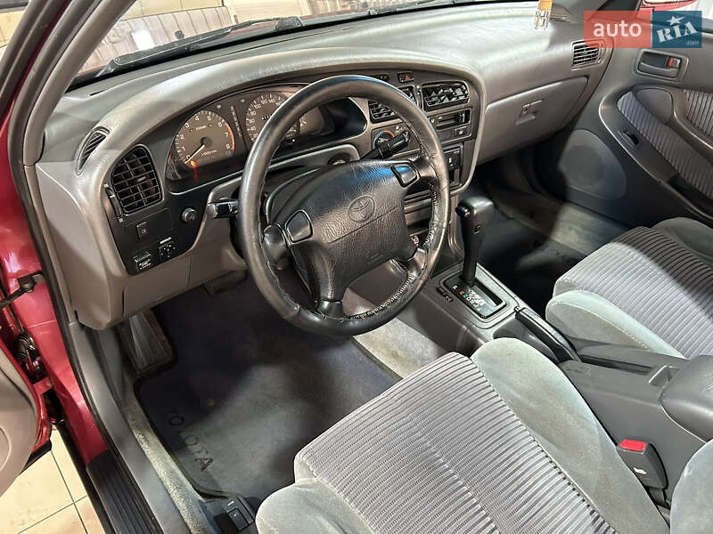 Седан Toyota Camry 1993 в Черноморске