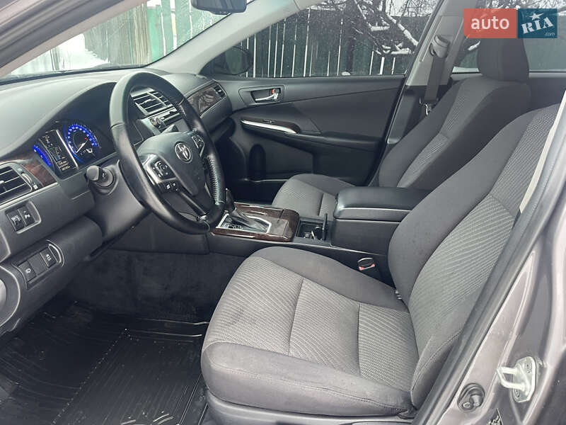 Седан Toyota Camry 2016 в Черкассах