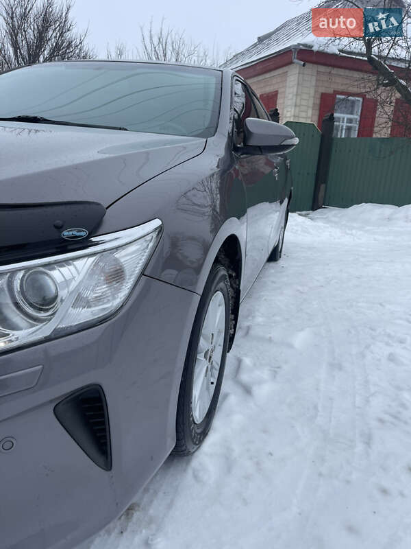Седан Toyota Camry 2016 в Черкассах