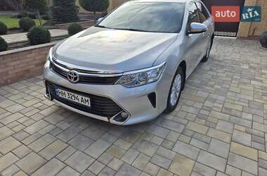 Седан Toyota Camry 2015 в Измаиле