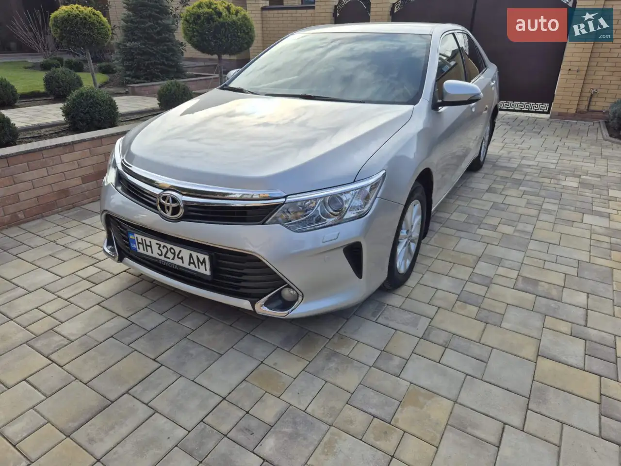 2016 Toyota Camry - мініатюра 19