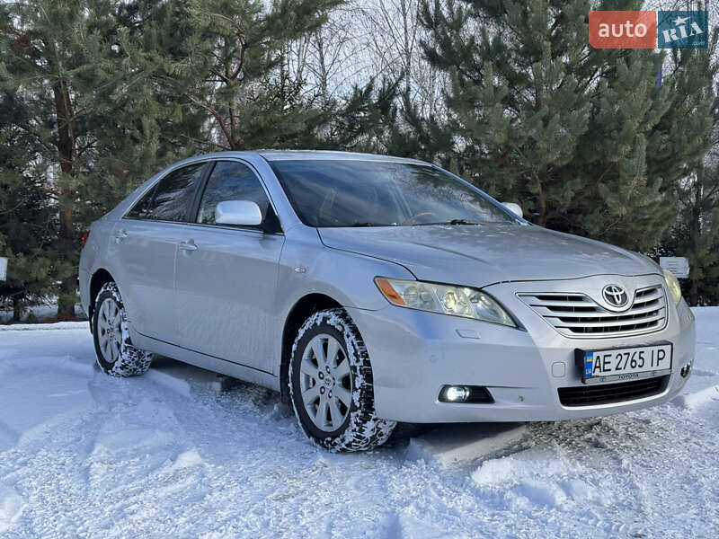 Седан Toyota Camry 2007 в Киеве