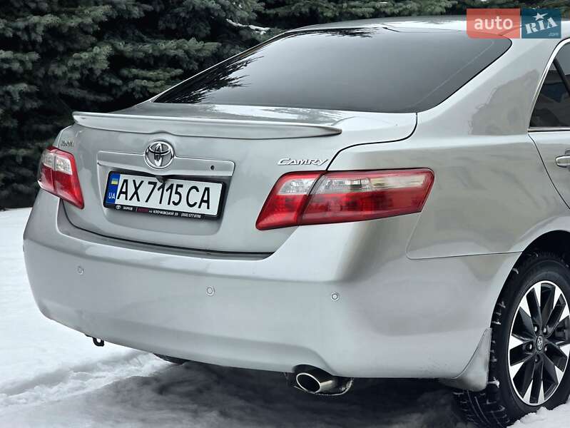 Седан Toyota Camry 2008 в Харькове