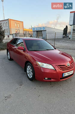 Седан Toyota Camry 2007 в Кременчуге
