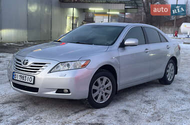 Седан Toyota Camry 2008 в Лубнах