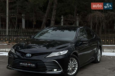 Седан Toyota Camry 2021 в Николаеве