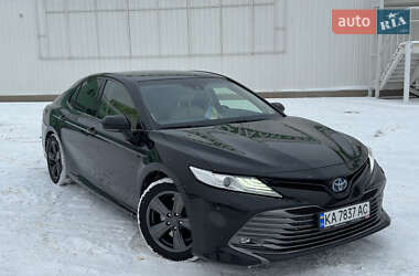 Седан Toyota Camry 2019 в Крюківщині