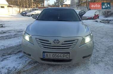Седан Toyota Camry 2008 в Киеве