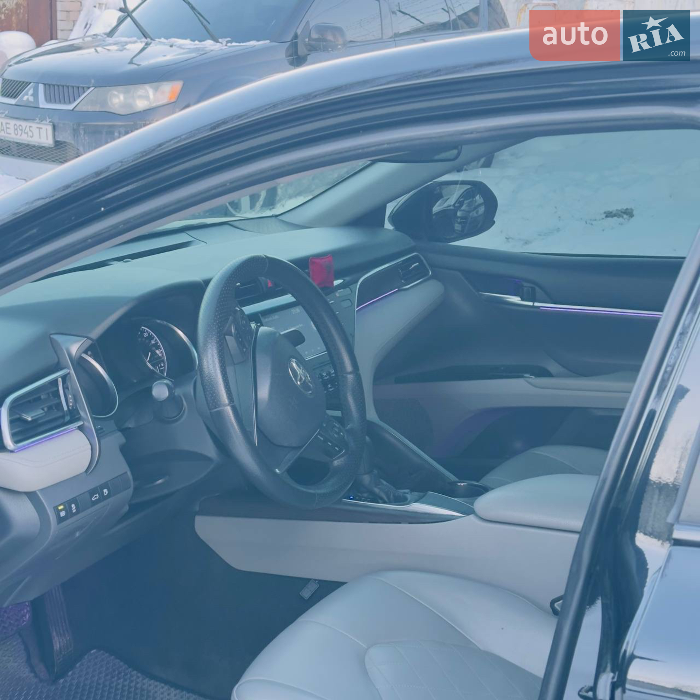 2018 Toyota Camry - мініатюра 9